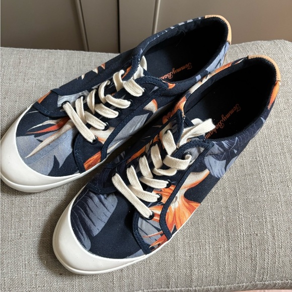 Tommy Bahama Shoes - Tommy Bahama Cove Island Blue  Navy Floral canvas Sneaker Size 9. Never worn
